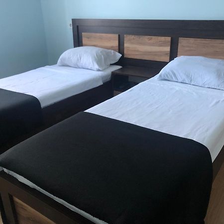Hotel Mirage Уреки Экстерьер фото