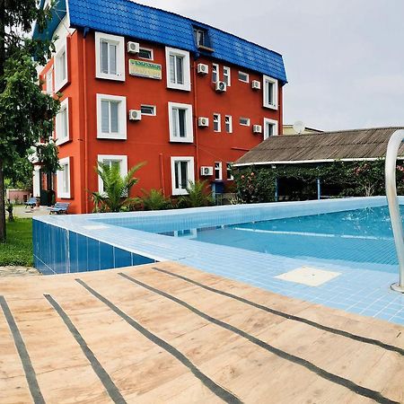 Hotel Mirage Уреки Экстерьер фото