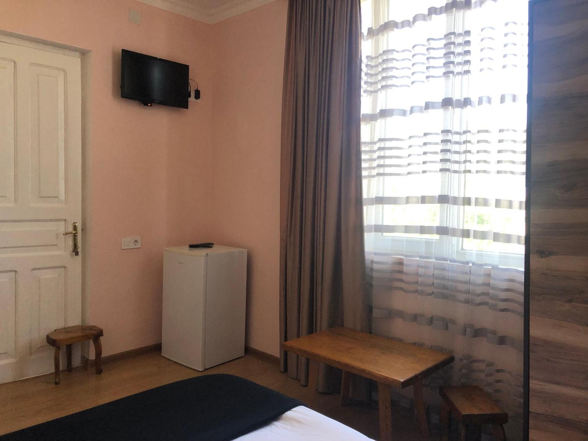 Hotel Mirage Уреки Экстерьер фото