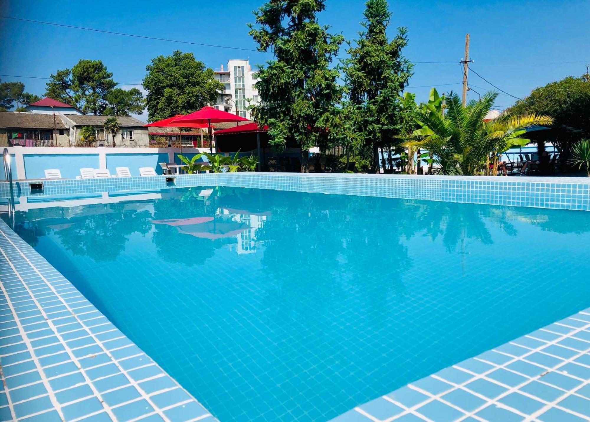 Hotel Mirage Уреки Экстерьер фото