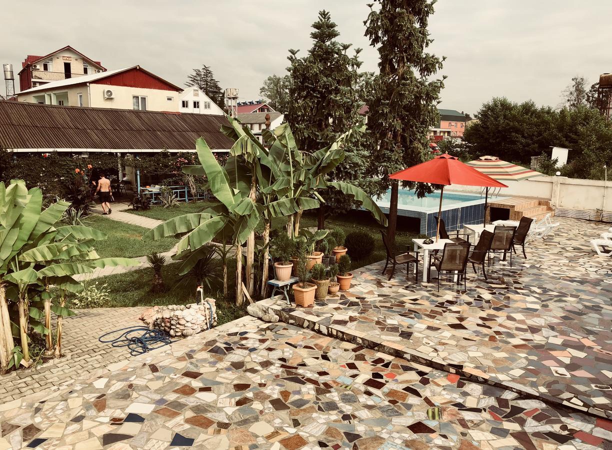 Hotel Mirage Уреки Экстерьер фото